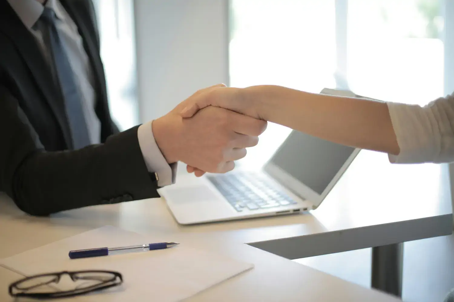 Rendez-vous professionnel entre 2 personnes